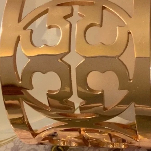 Tory Burch sale Rose gold Double T logo wide cuff bracelet - Picture 2 of 4